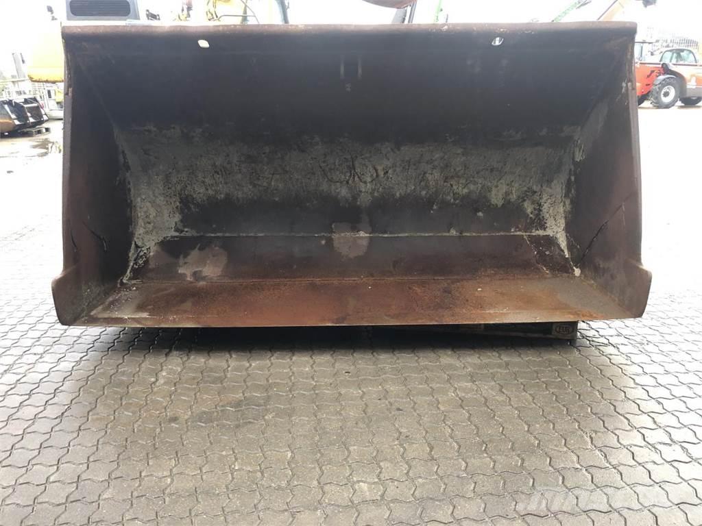  Øvrige Læsseskovl Bakken