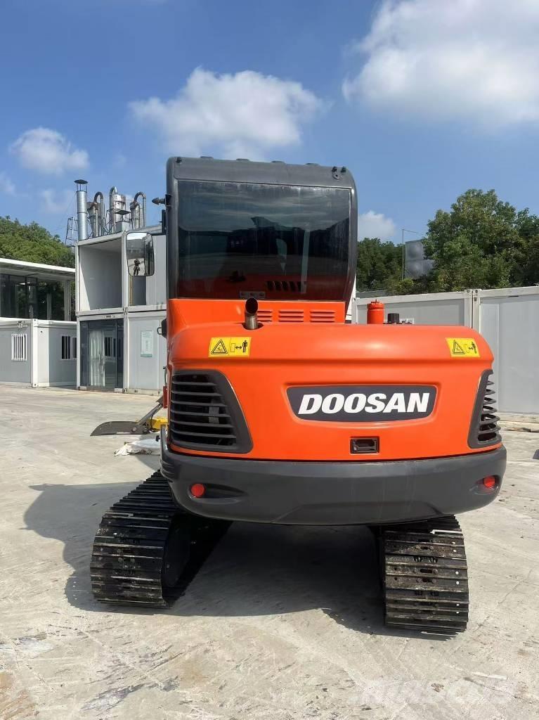 Doosan DX 60-9 C Rupsgraafmachines