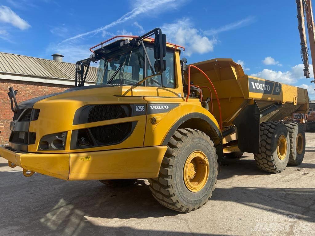 Volvo A 25 G Knik dumptrucks