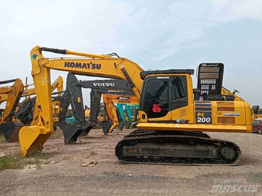 Komatsu PC 200-8 Rupsgraafmachines