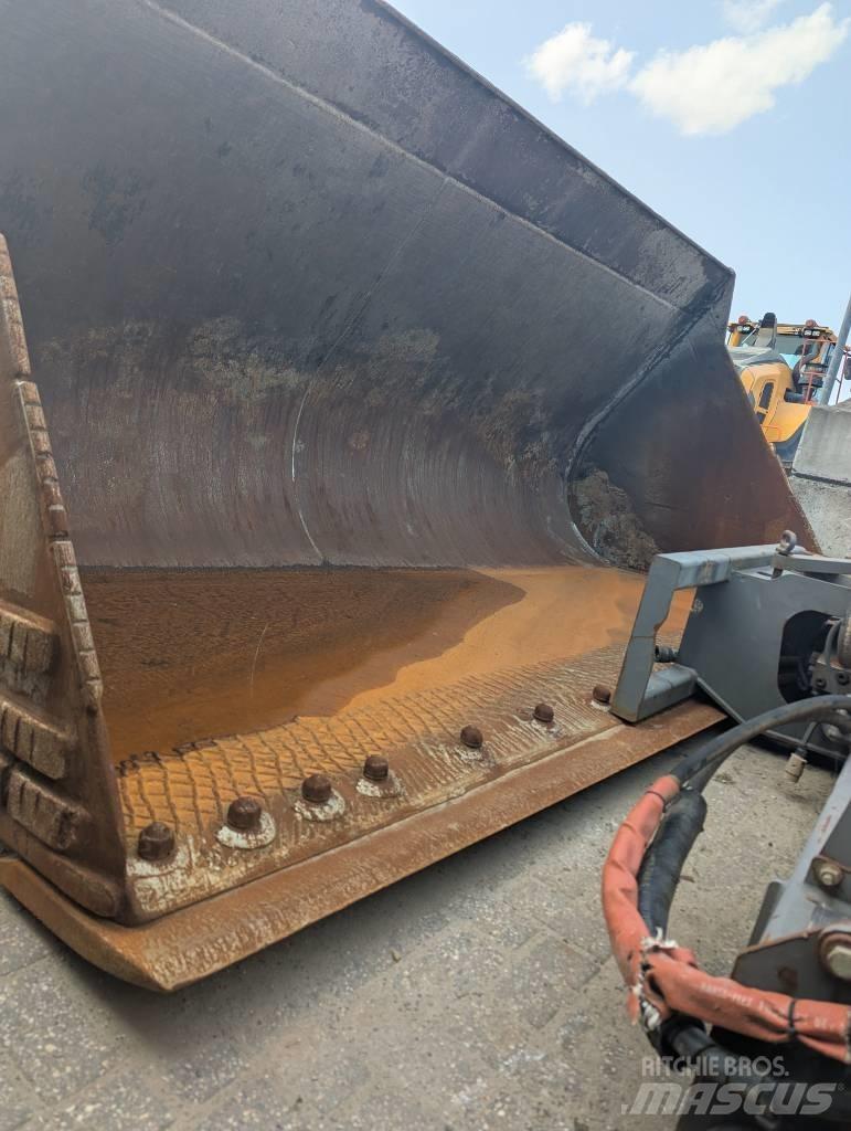 Volvo L 350 H Bakken
