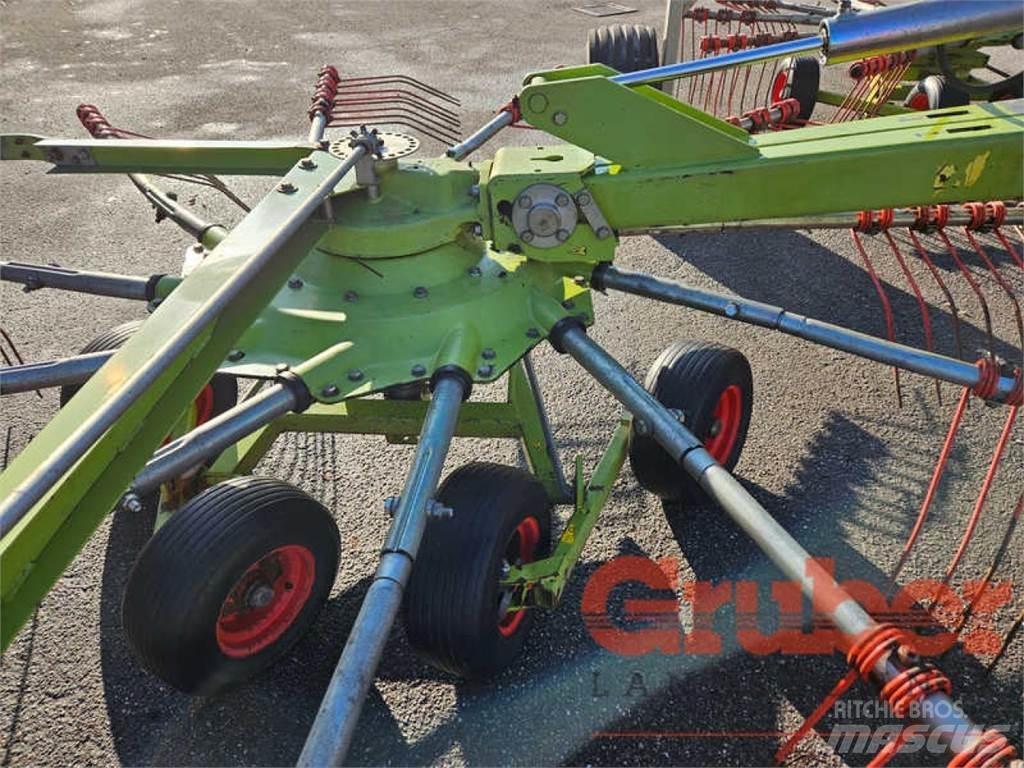 CLAAS Liner 1550 Zwadharken