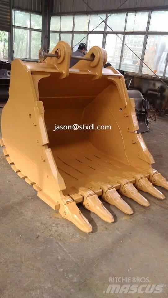 CAT 330 Rock Bucket Bakken