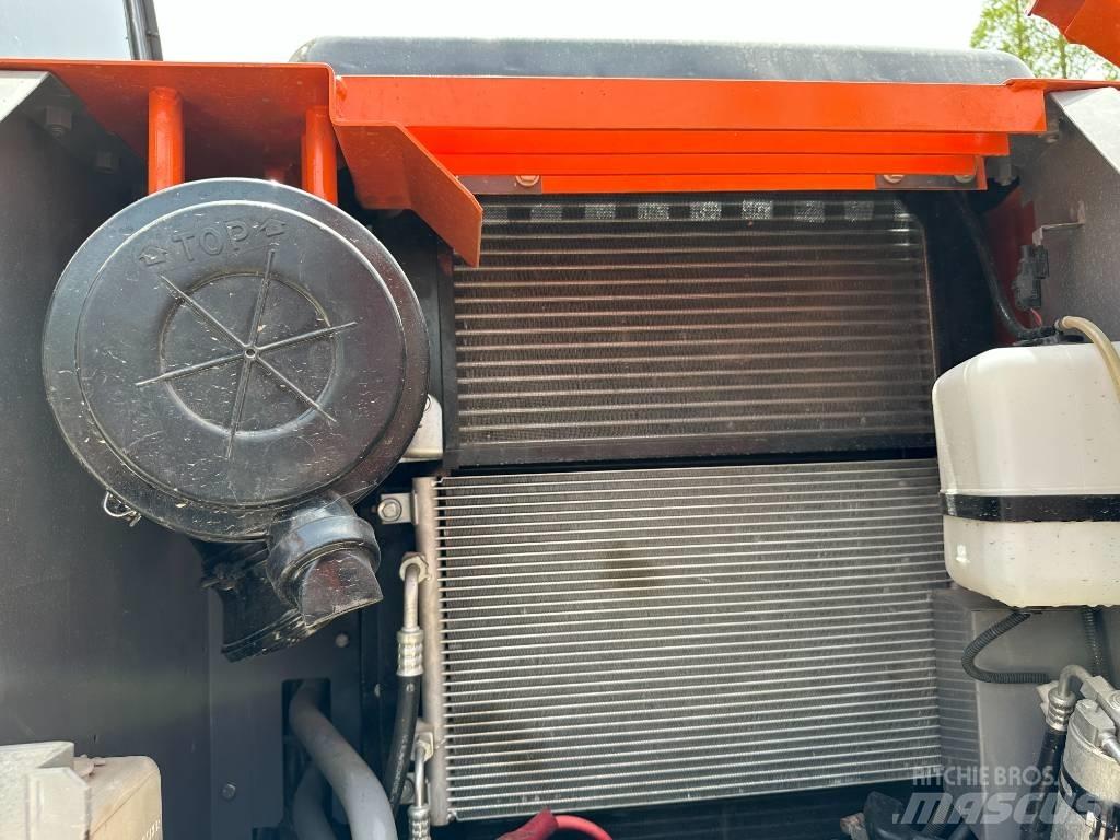 Hitachi ZX 130 K Rupsgraafmachines