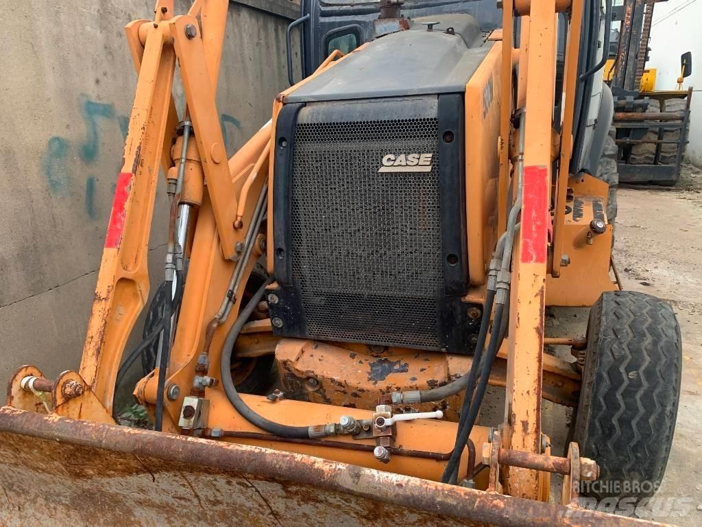 CASE 580 M Graaf-laadcombinaties