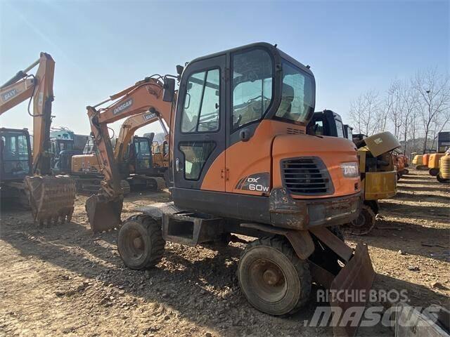 Doosan DX60W Minigraafmachines < 7t