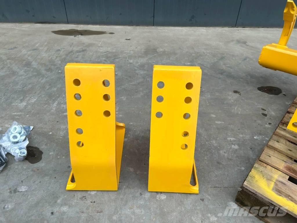 Komatsu D37 Wegopbrekers