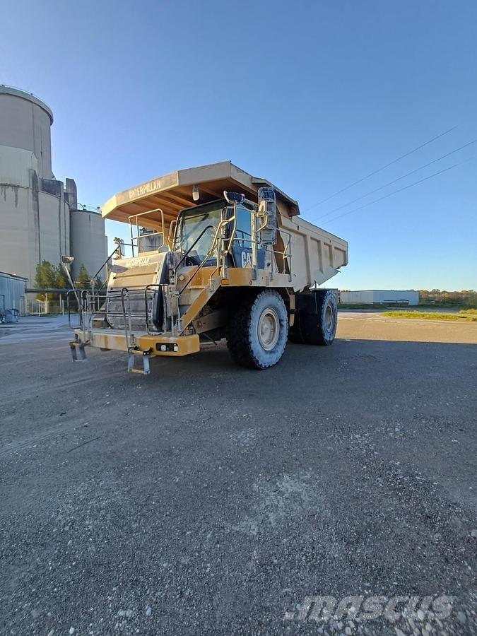 CAT 775F Starre dumpers