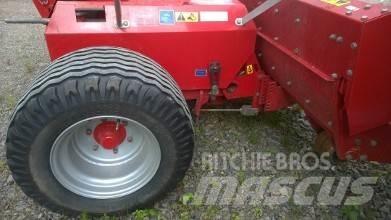 JF FCT 1050 Pro Tec Getrokken veldhakselaar