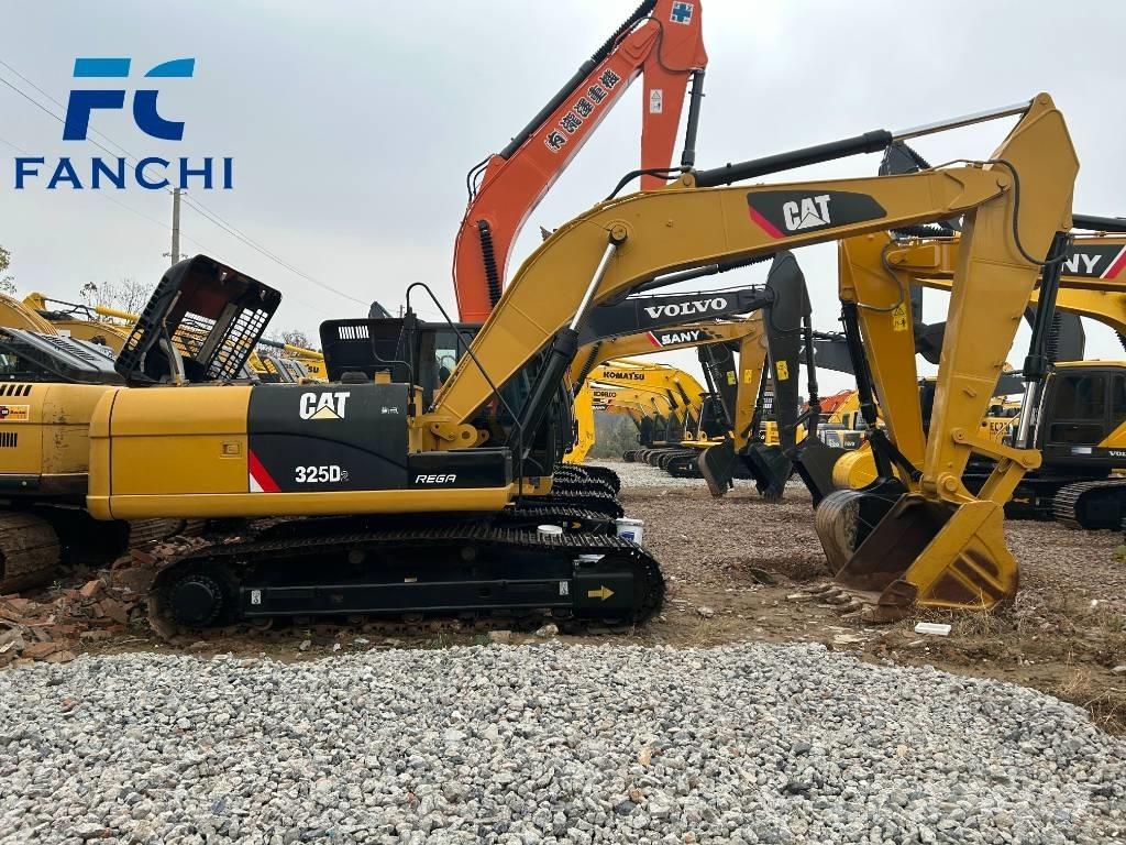 CAT 325 D Rupsgraafmachines