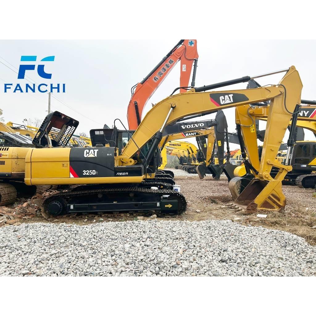 CAT 325 D Rupsgraafmachines