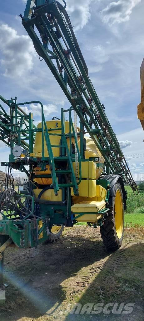 John Deere 840 Getrokken spuitmachines