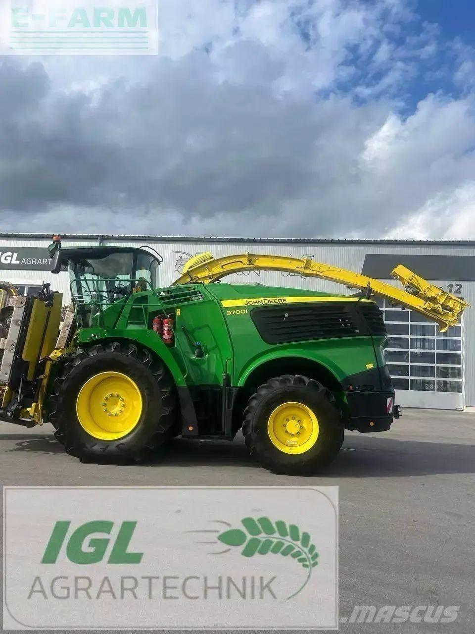 John Deere 9700 i Zelfrijdende veldhakselaars