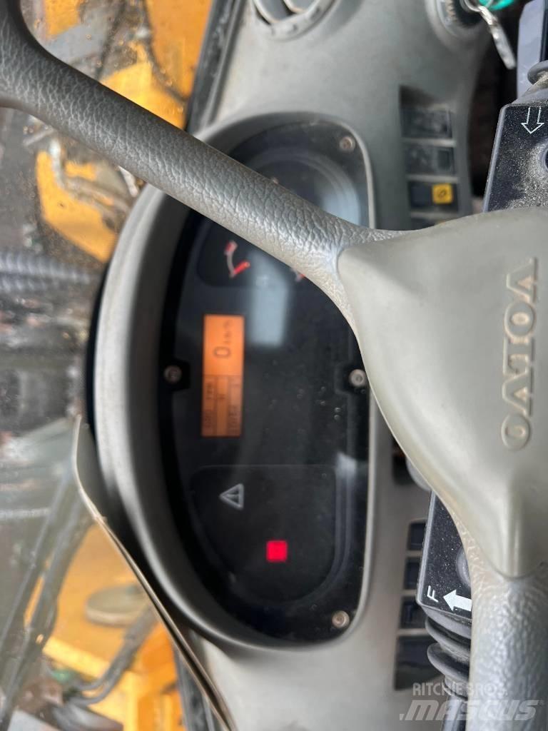 Volvo L 220 E Wielladers