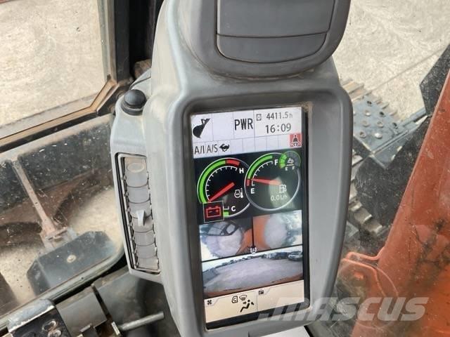 Hitachi ZX 135 US-6 Rupsgraafmachines
