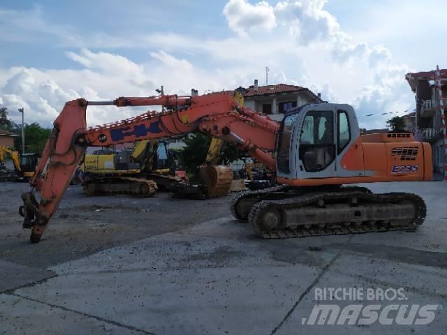 Fiat-Kobelco E 235 Rupsgraafmachines