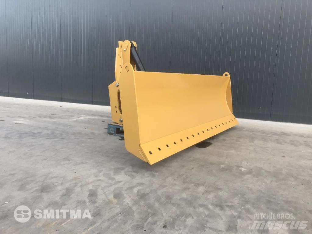 CAT 143H Bladen