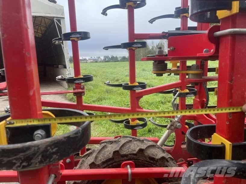 Väderstad NZM 600 Cultivatoren