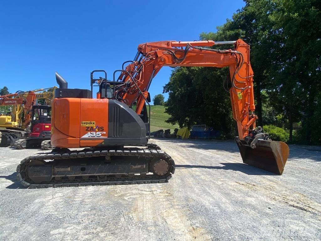 Hitachi ZX 135 US-6 Rupsgraafmachines