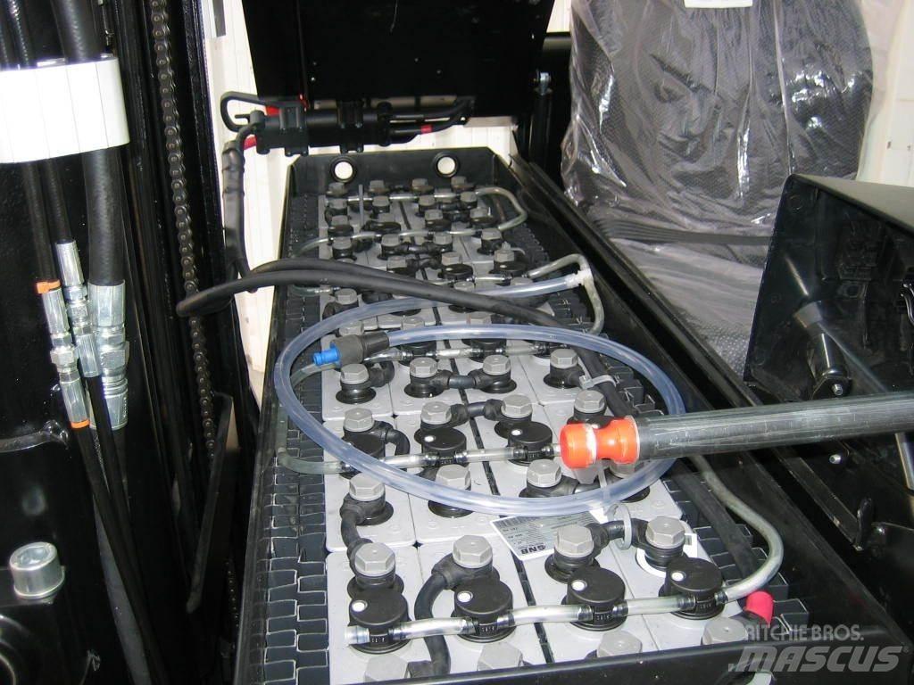 Mitsubishi RB14N2S Reachtruck voor hoog niveau