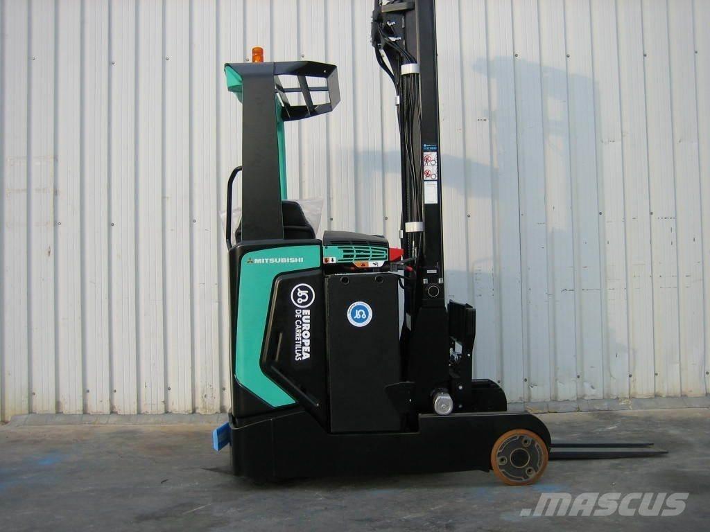Mitsubishi RB14N2S Reachtruck voor hoog niveau