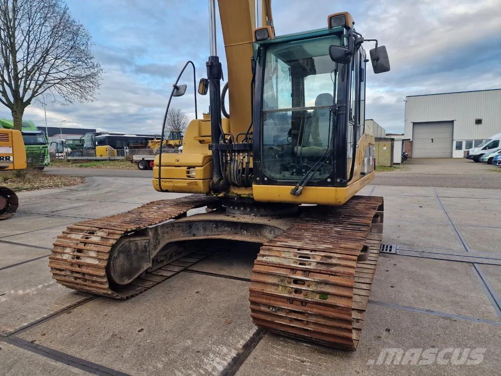 CAT 323d Rupsgraafmachines