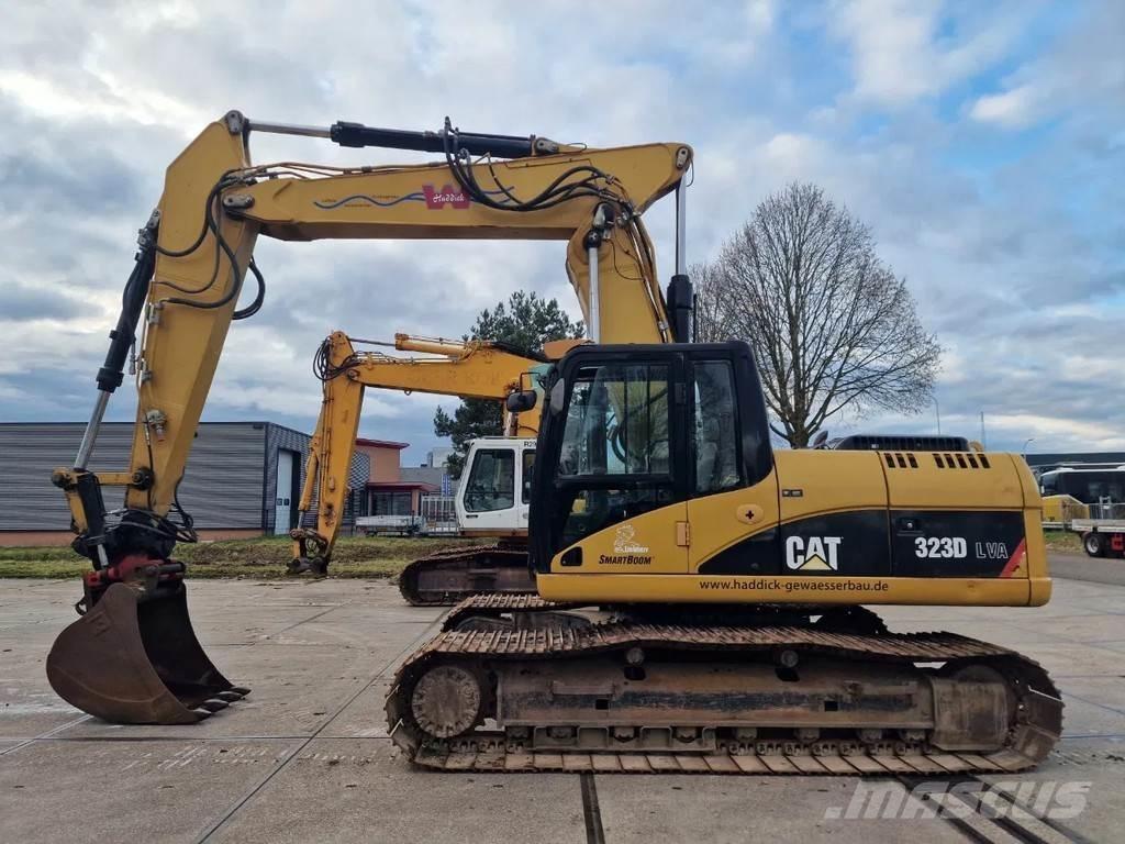 CAT 323d Rupsgraafmachines