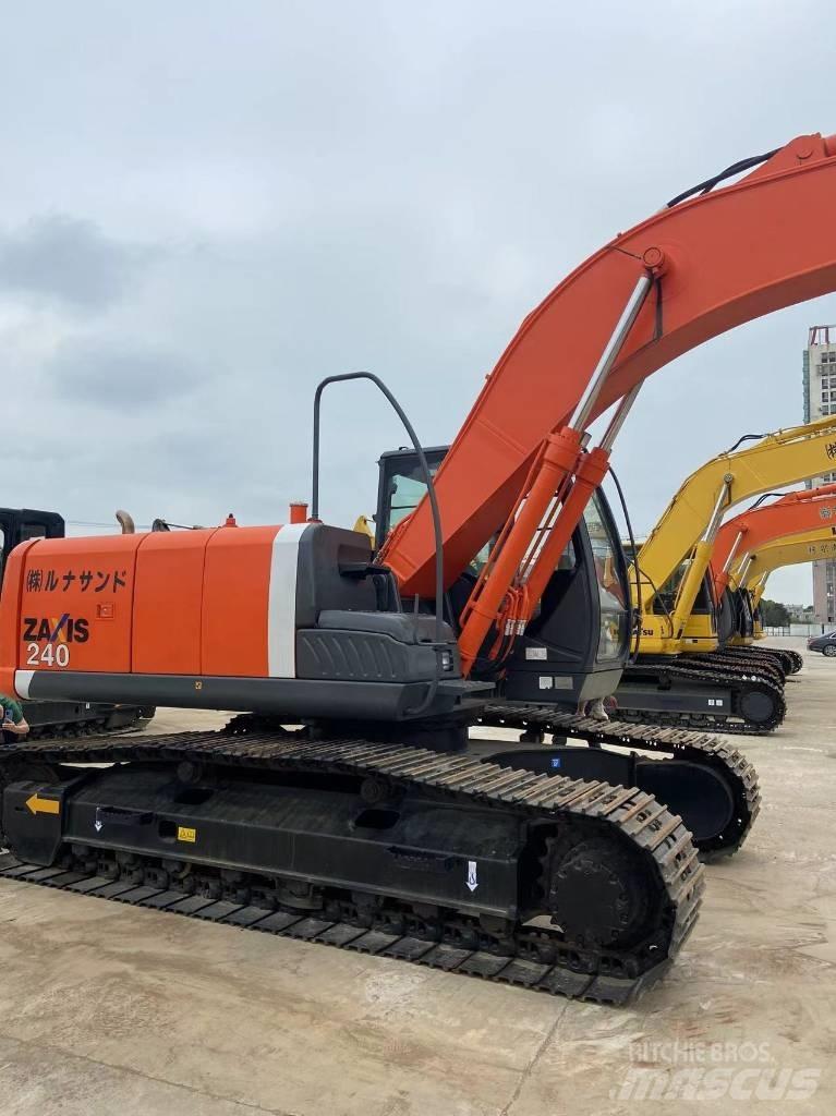 Hitachi ZX 240 Rupsgraafmachines