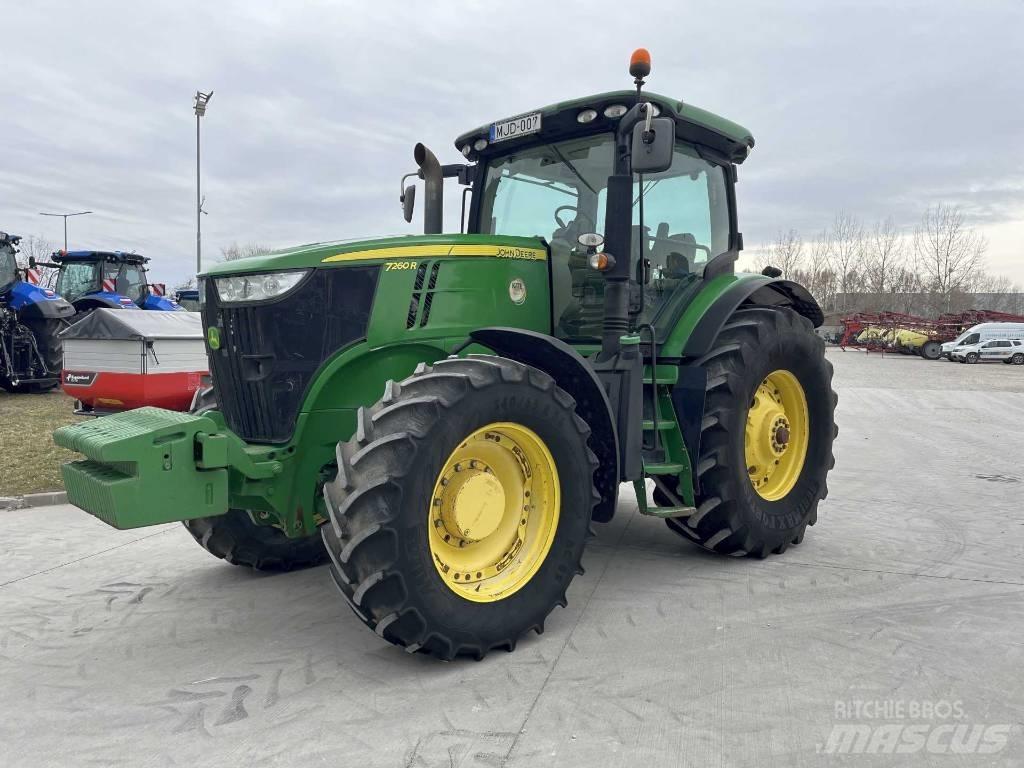 John Deere 7260 R Tractoren