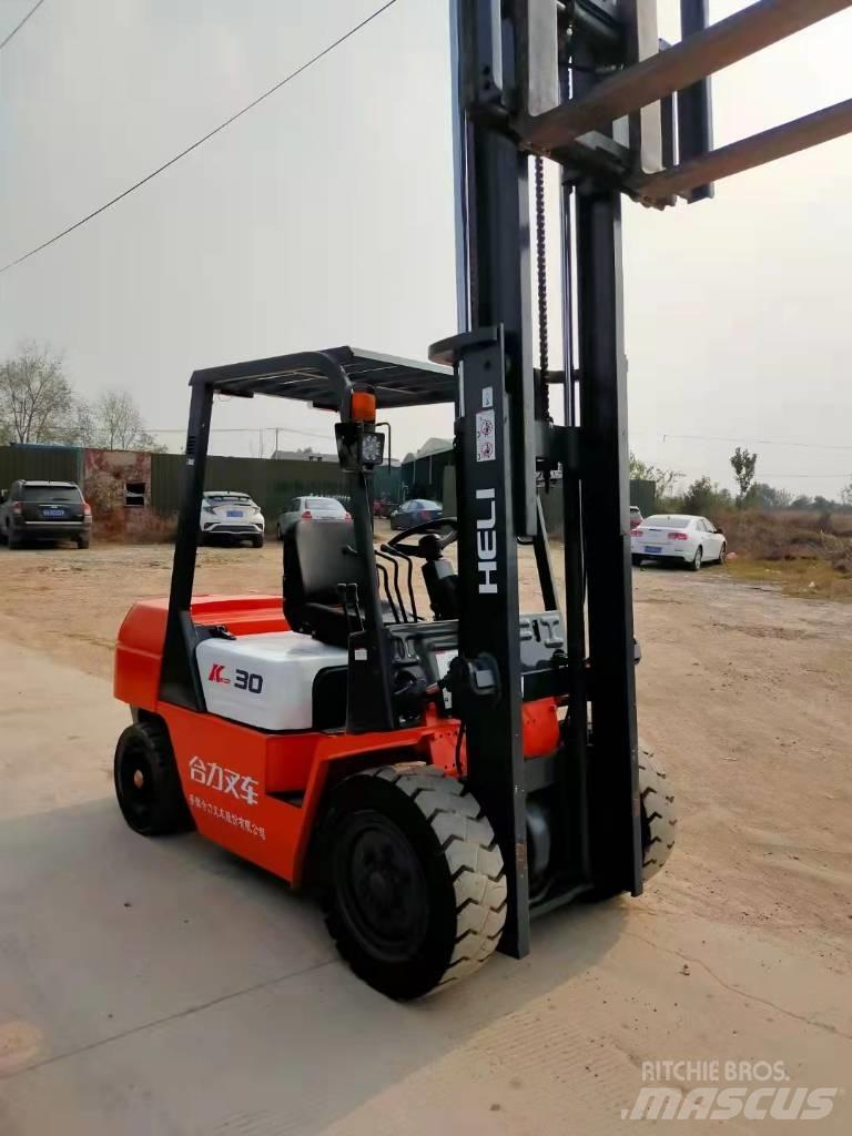 Heli CPCD 30 Diesel heftrucks