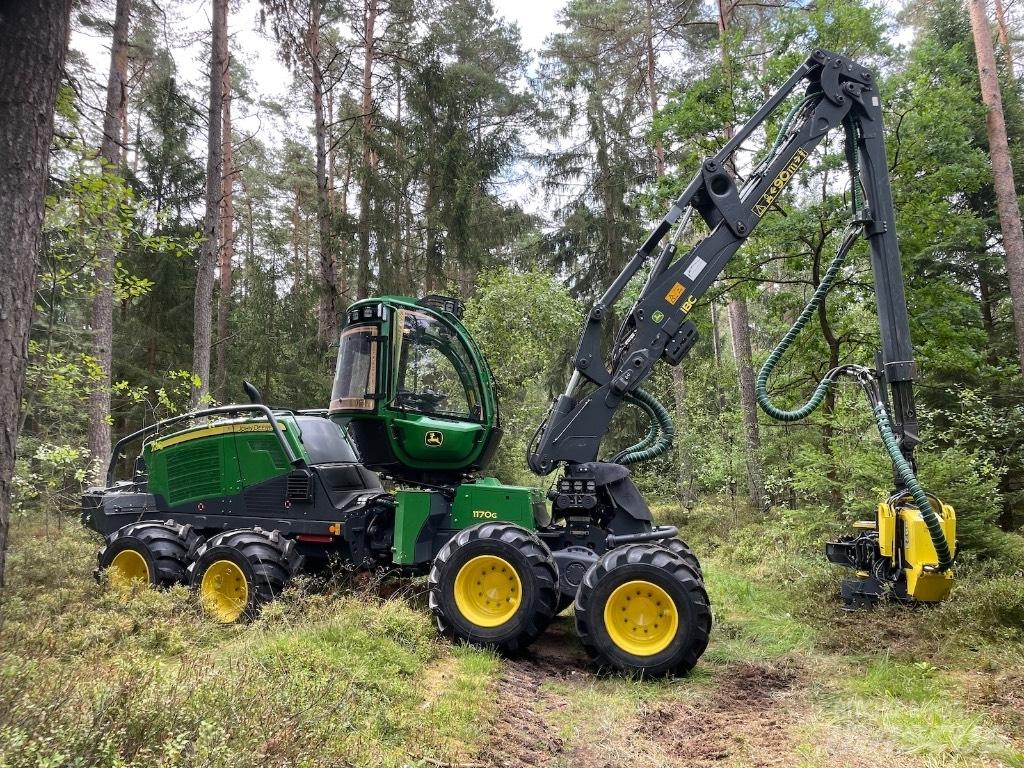 John Deere 1170G 8WD Harvesters