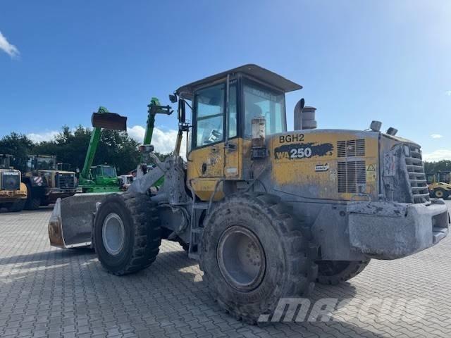 Komatsu WA 250-5 Wielladers