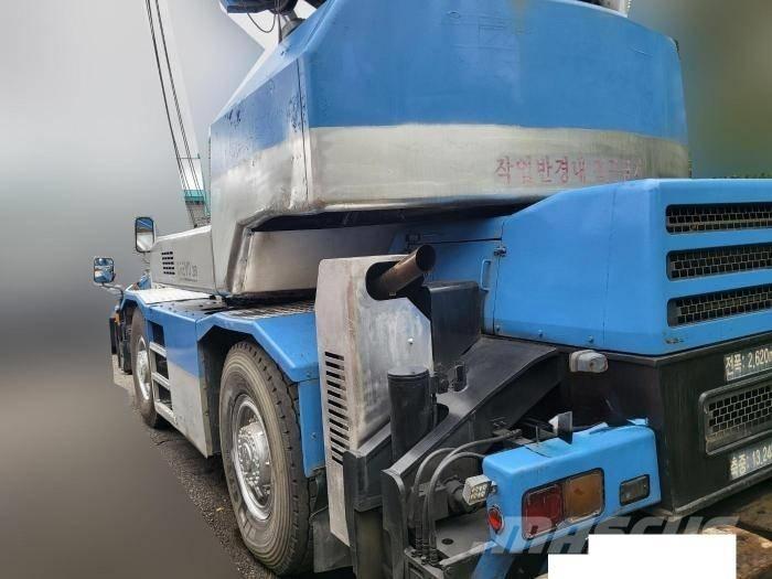 Tadano TR 250 M-6 Ruw terrein kranen