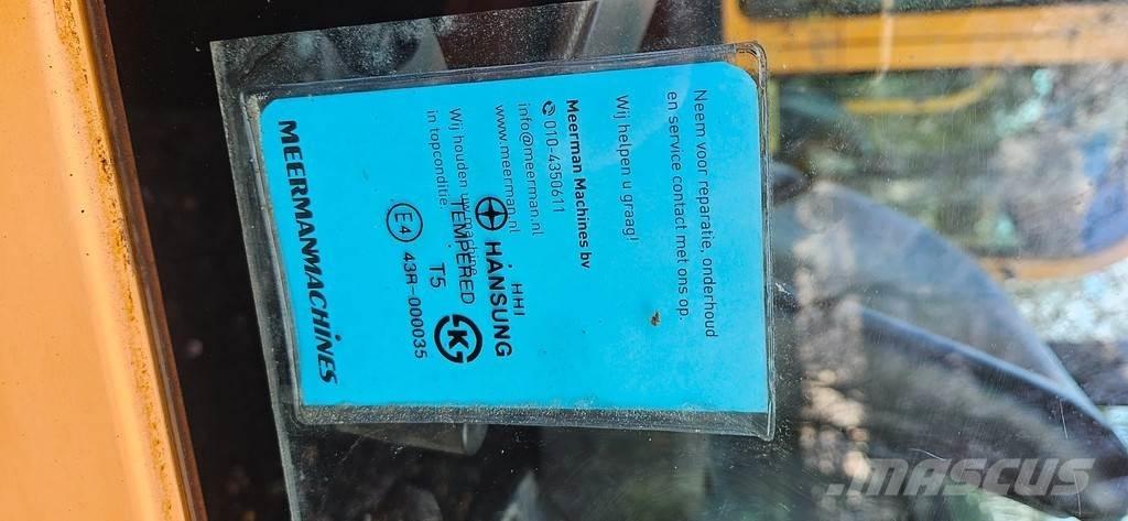 Hyundai R16-9 Minigraafmachines < 7t