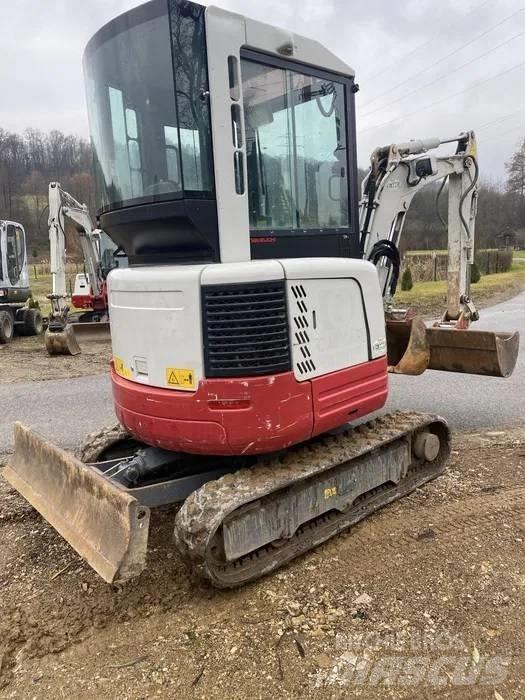 Takeuchi TB 23 R Minigraafmachines < 7t
