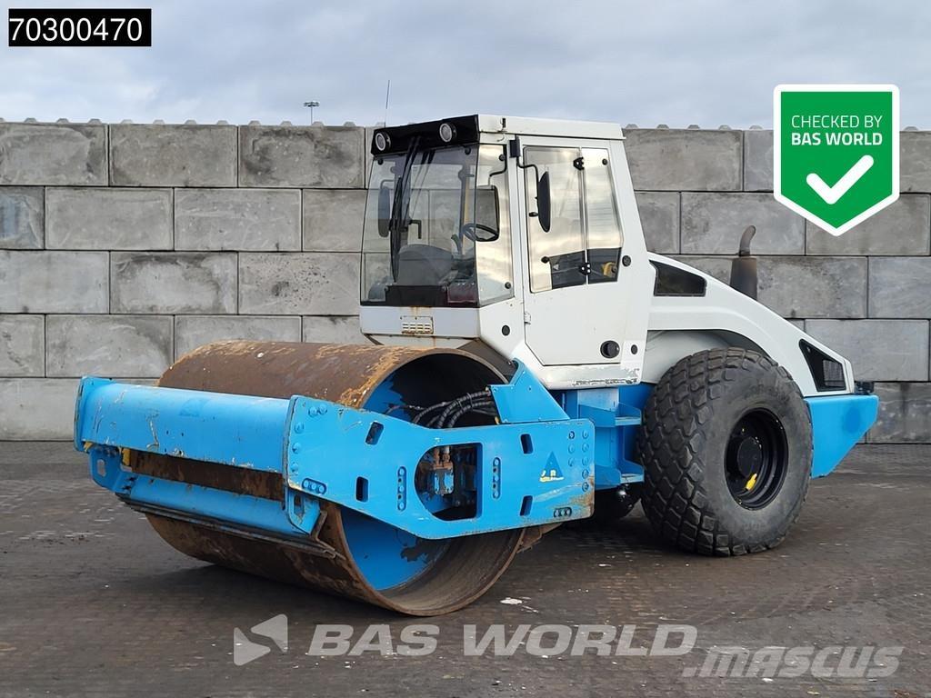 Bomag BW213 D-4 Trilrolwalsen