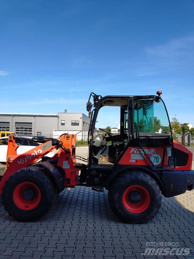 Kubota R 082 Wielladers