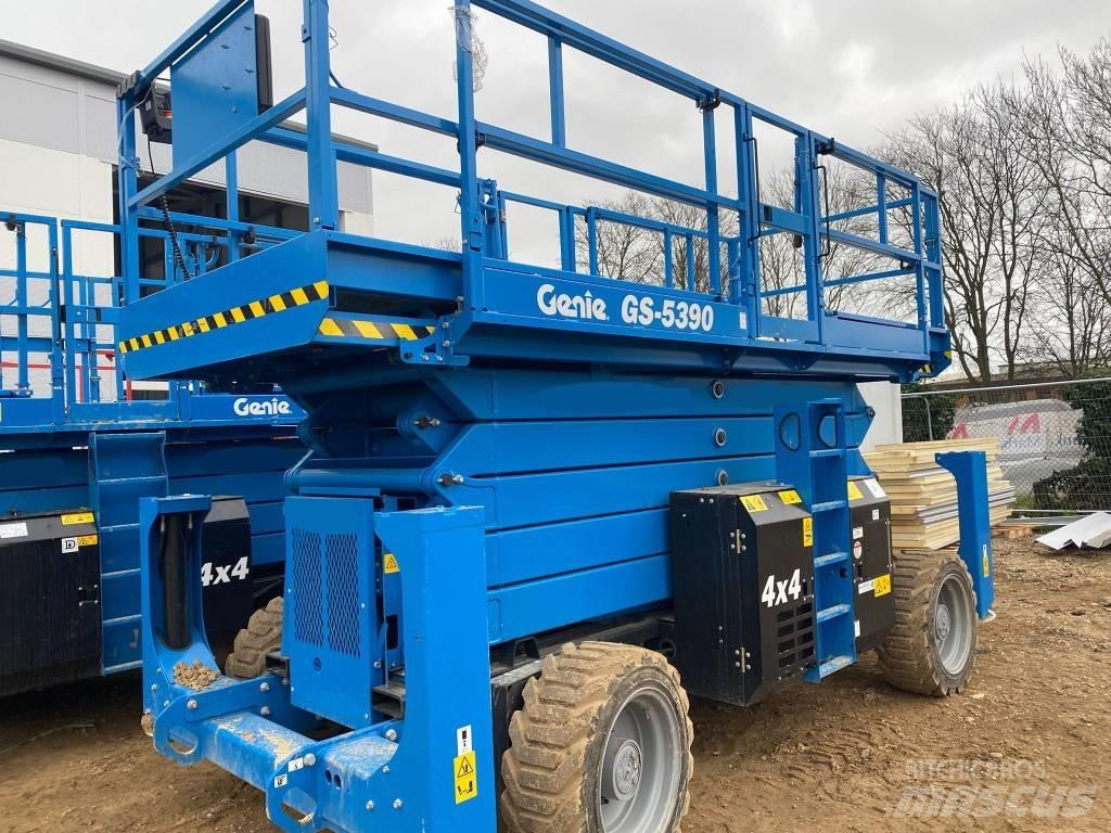 Genie GS 4390 RT Schaarhoogwerkers