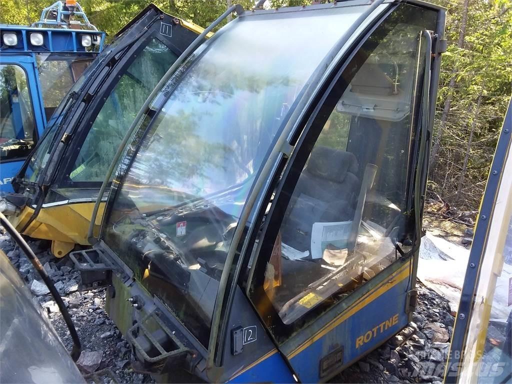Rottne H20 Cabine en interieur