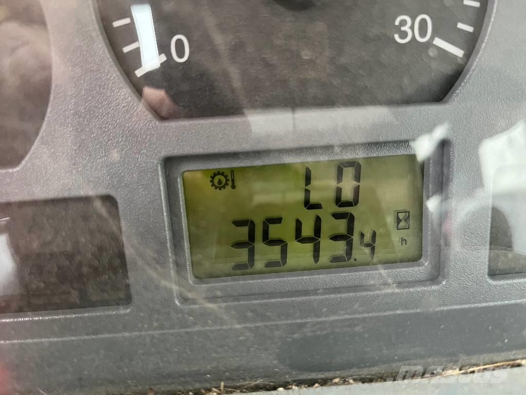 Valtra Valmet A85-4 Tractoren