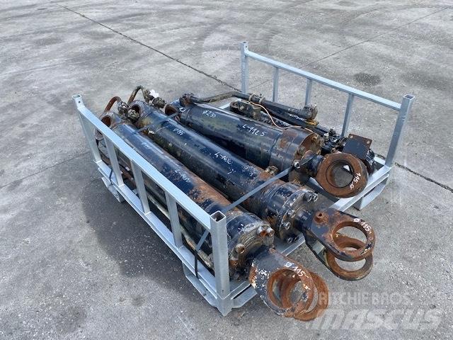 New Holland W 270 C Hydraulics