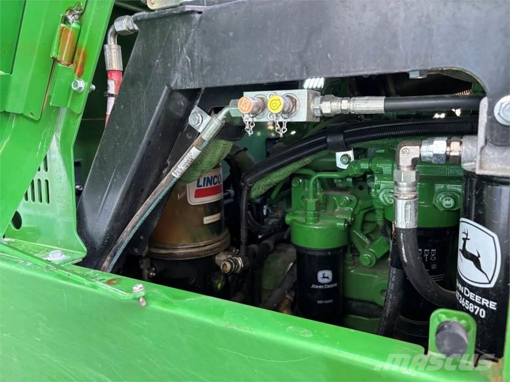 John Deere 1210 G Uitrijwagens