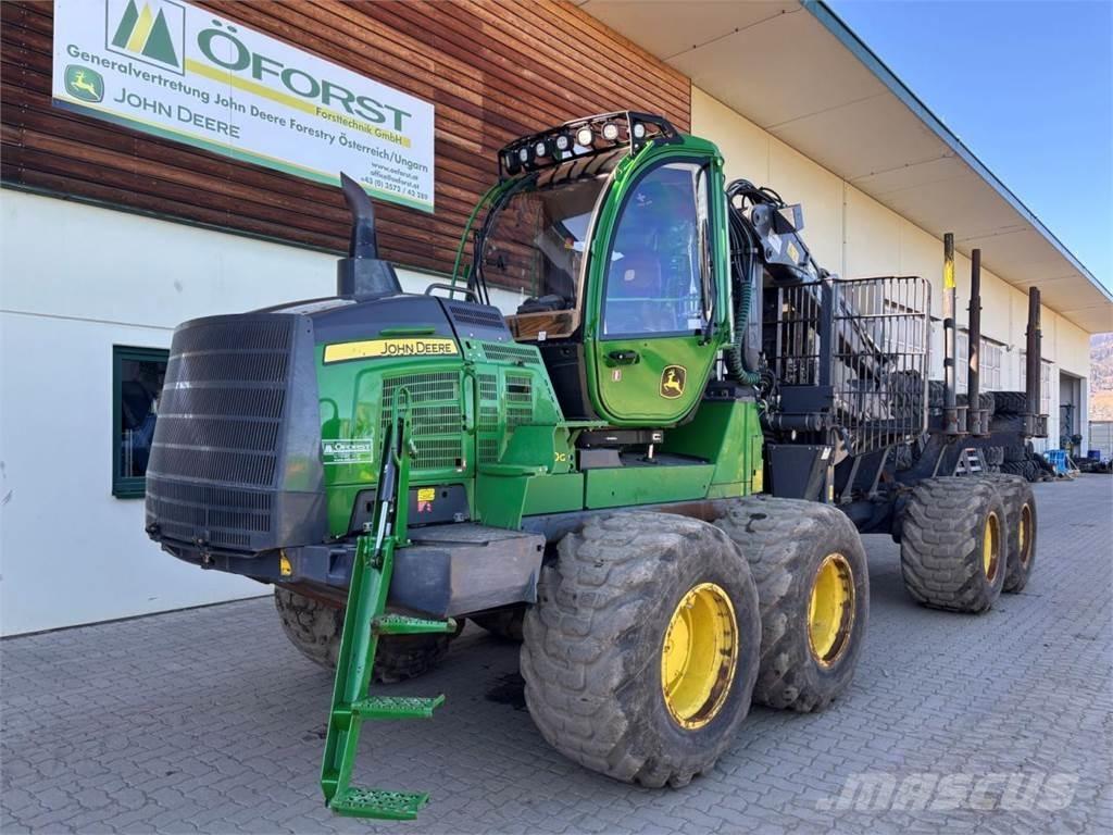 John Deere 1210 G Uitrijwagens