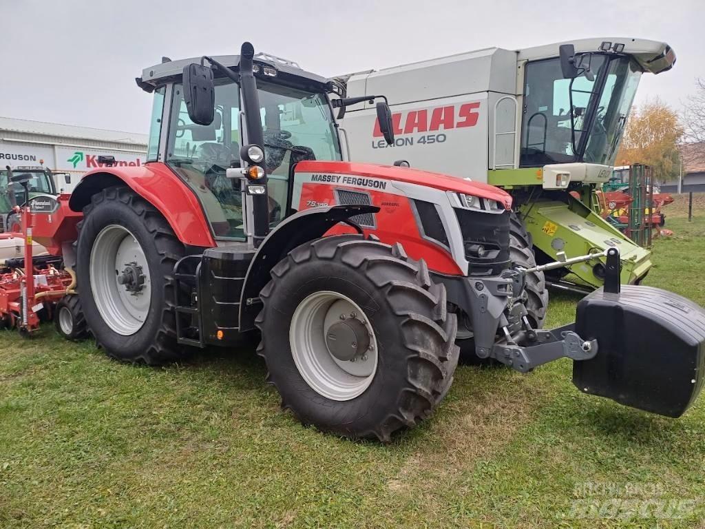 Massey Ferguson 7 S Tractoren