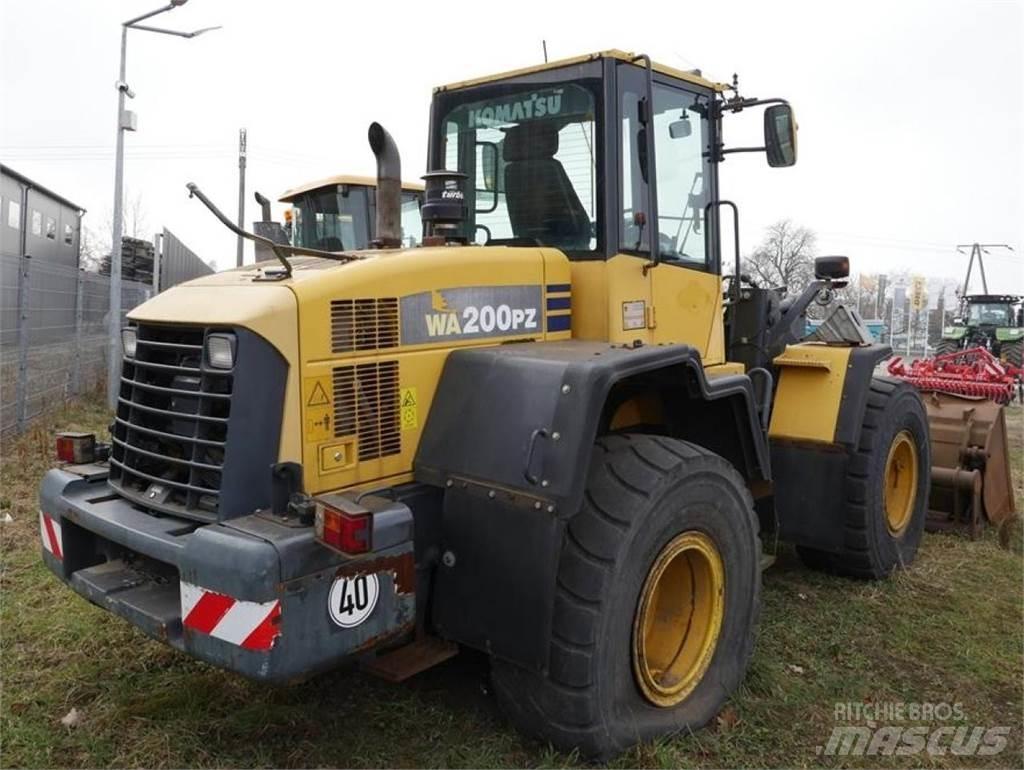 Komatsu WA 200 PZ Wielladers