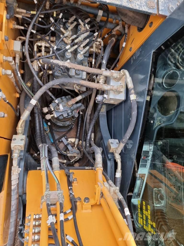Hyundai HX 140 L Rupsgraafmachines