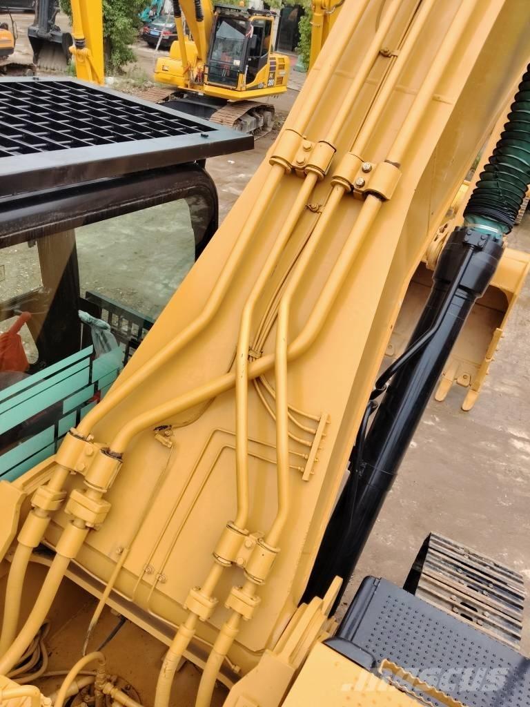 CAT 330 D Rupsgraafmachines
