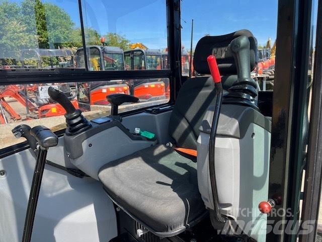 CAT 302.7 D CR Minigraafmachines < 7t