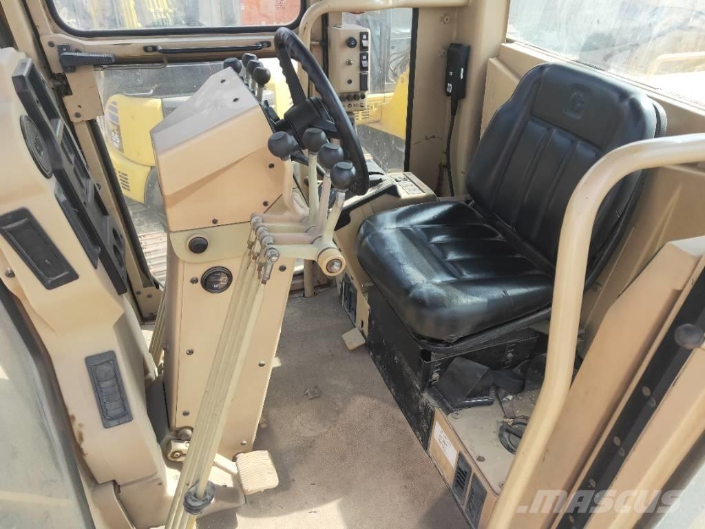 CAT 140K Graders