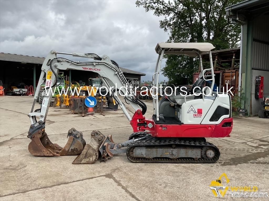 Takeuchi TB 225 Minigraafmachines < 7t